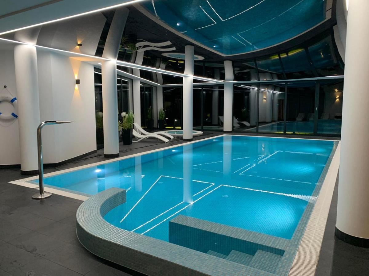 Westin House Resort Apartementy Premium 科沃布热格 外观 照片